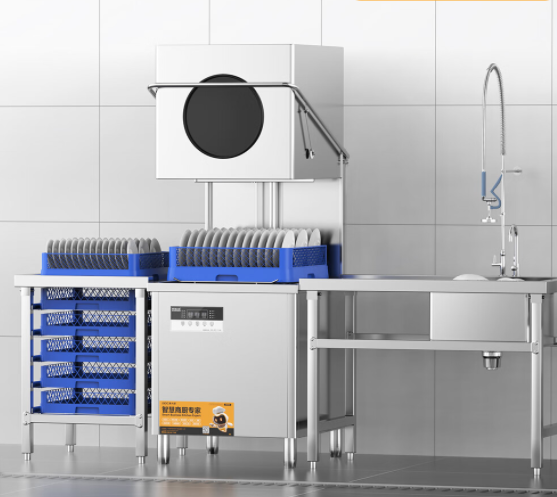 餐饮企业清洁指南：如何挑选最适合的揭盖或长龙洗碗机